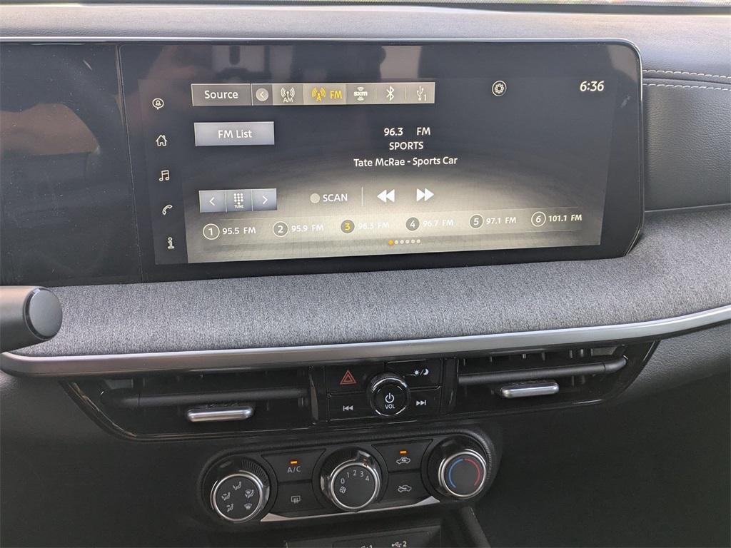 new 2025 Nissan Kicks car, priced at $23,409