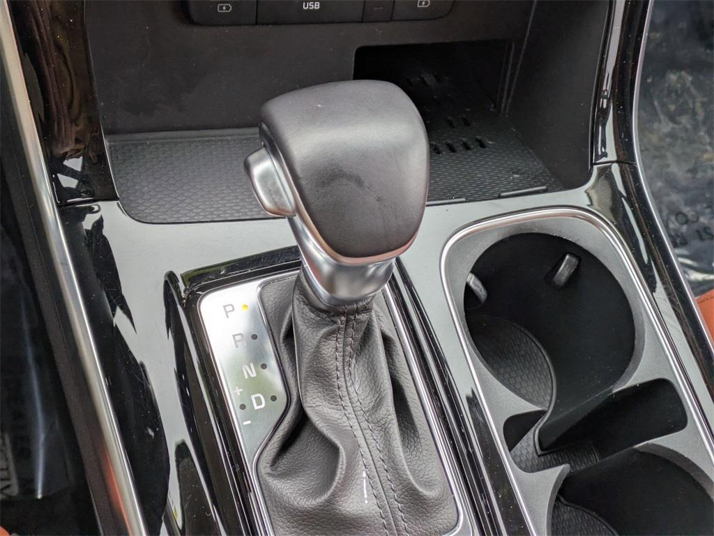 used 2024 Kia Carnival car, priced at $41,997