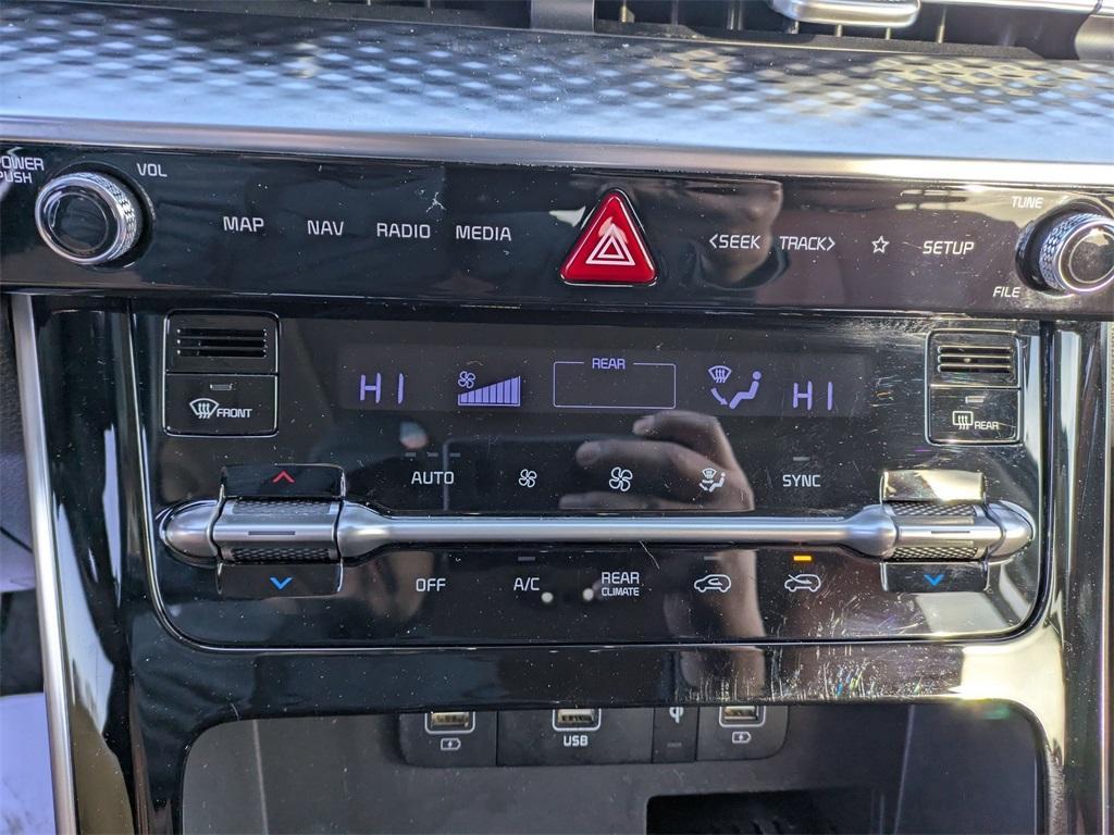 used 2024 Kia Carnival car, priced at $41,997