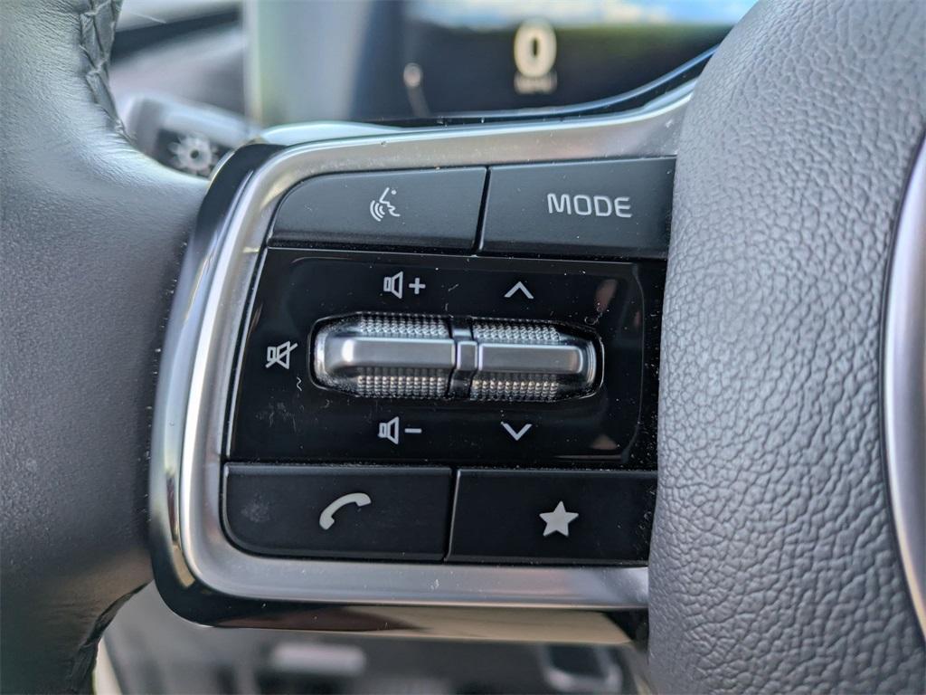 used 2024 Kia Carnival car, priced at $41,997