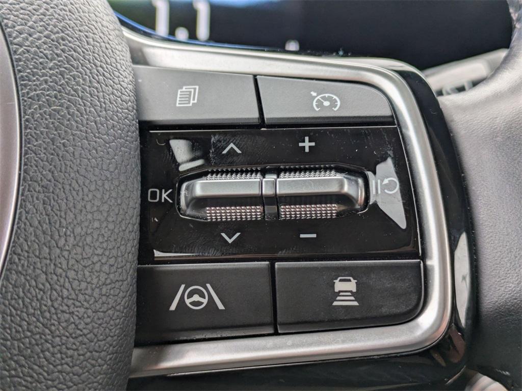 used 2024 Kia Carnival car, priced at $41,997