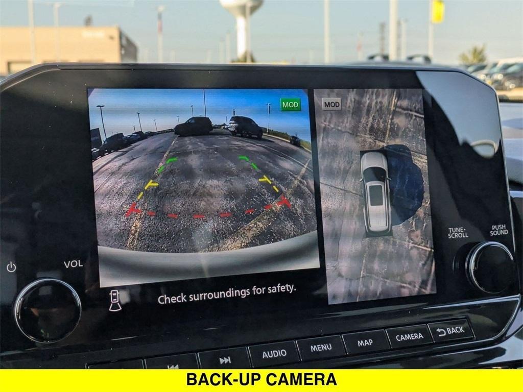 new 2025 Nissan Pathfinder car, priced at $48,960