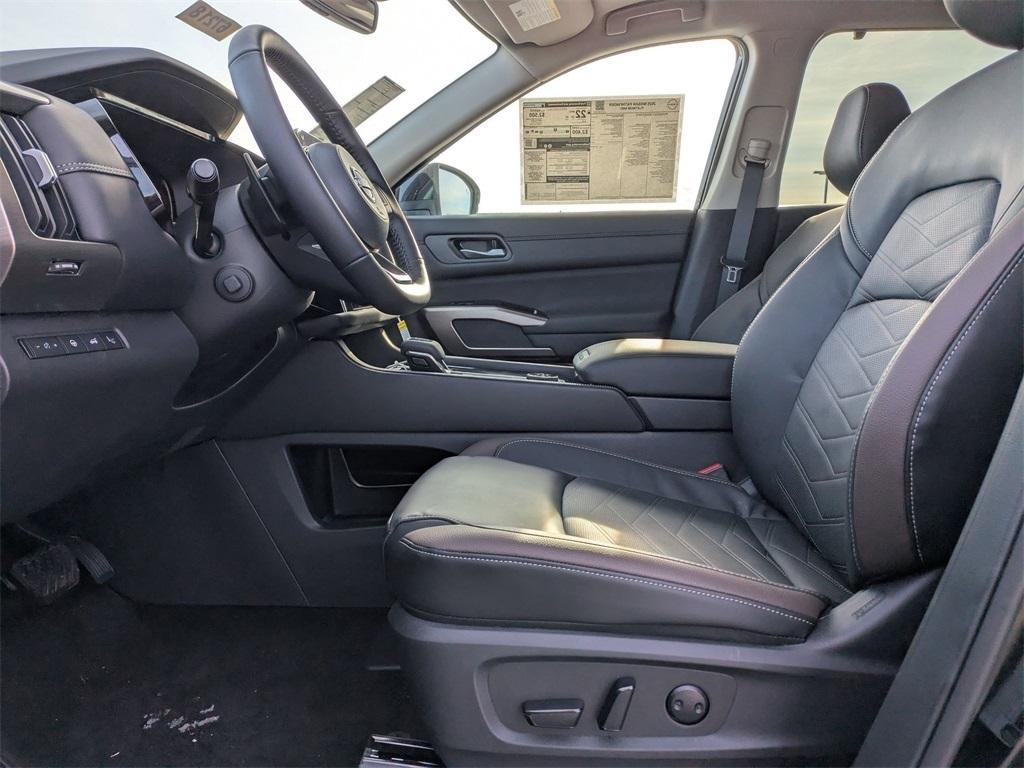 new 2025 Nissan Pathfinder car, priced at $49,410