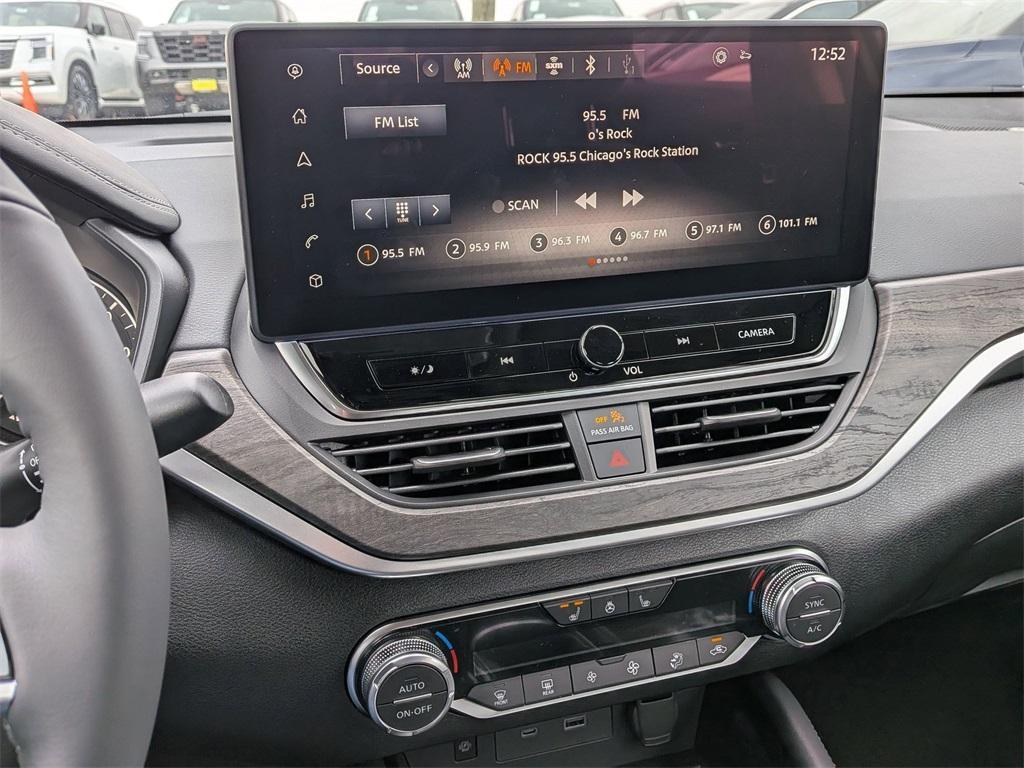 new 2025 Nissan Altima car, priced at $36,285