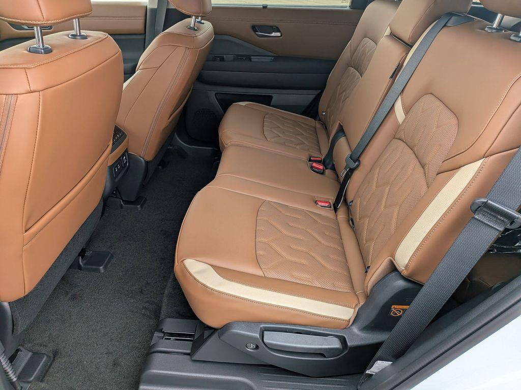 new 2026 Nissan Pathfinder car, priced at $55,302