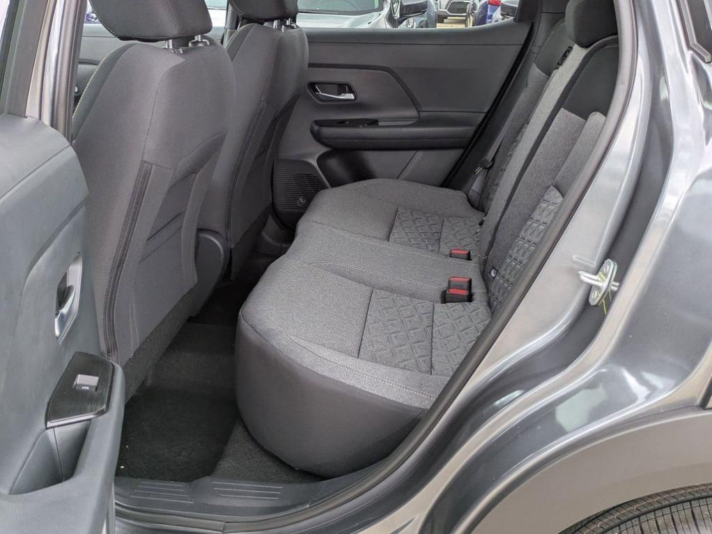 new 2025 Nissan Kicks car, priced at $29,040