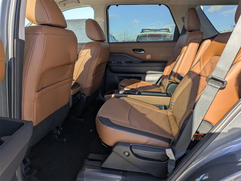 new 2025 Nissan Pathfinder car, priced at $48,310