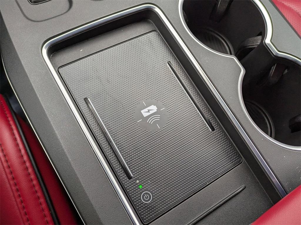 used 2025 Acura MDX car, priced at $57,897