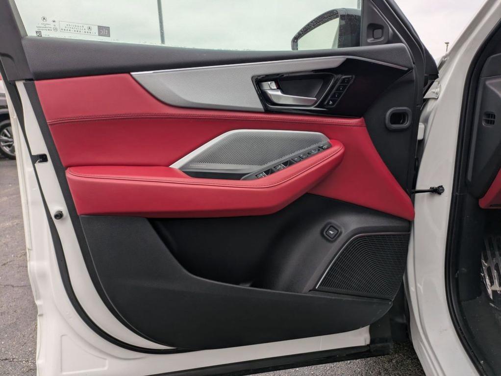 used 2025 Acura MDX car, priced at $55,900