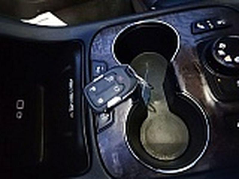 used 2022 GMC Acadia car, priced at $33,999