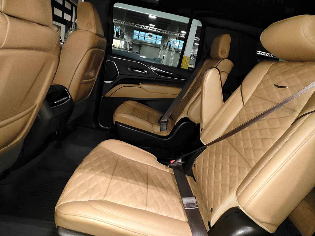 used 2023 Cadillac Escalade ESV car, priced at $79,999