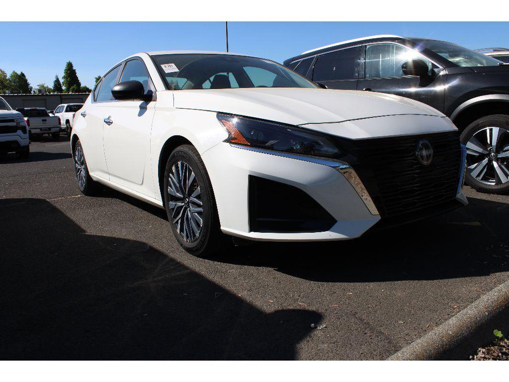 used 2025 Nissan Altima car, priced at $23,999