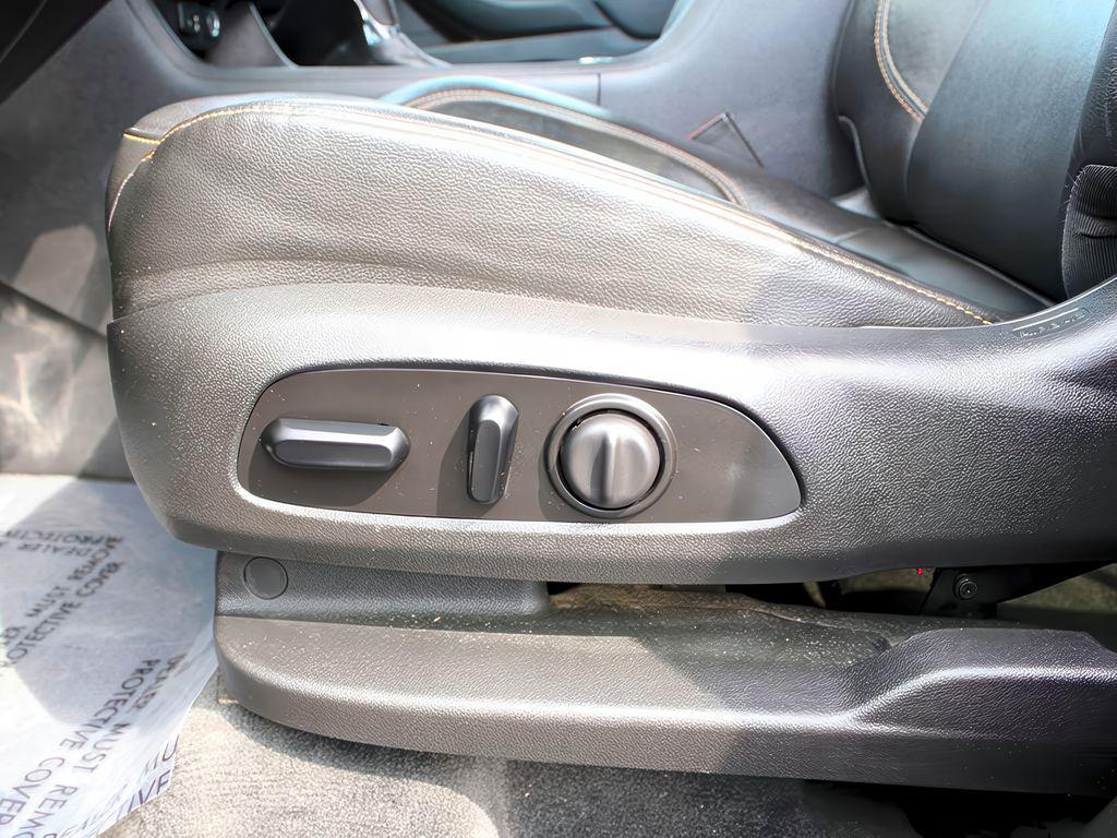 used 2020 Chevrolet Traverse car, priced at $29,999