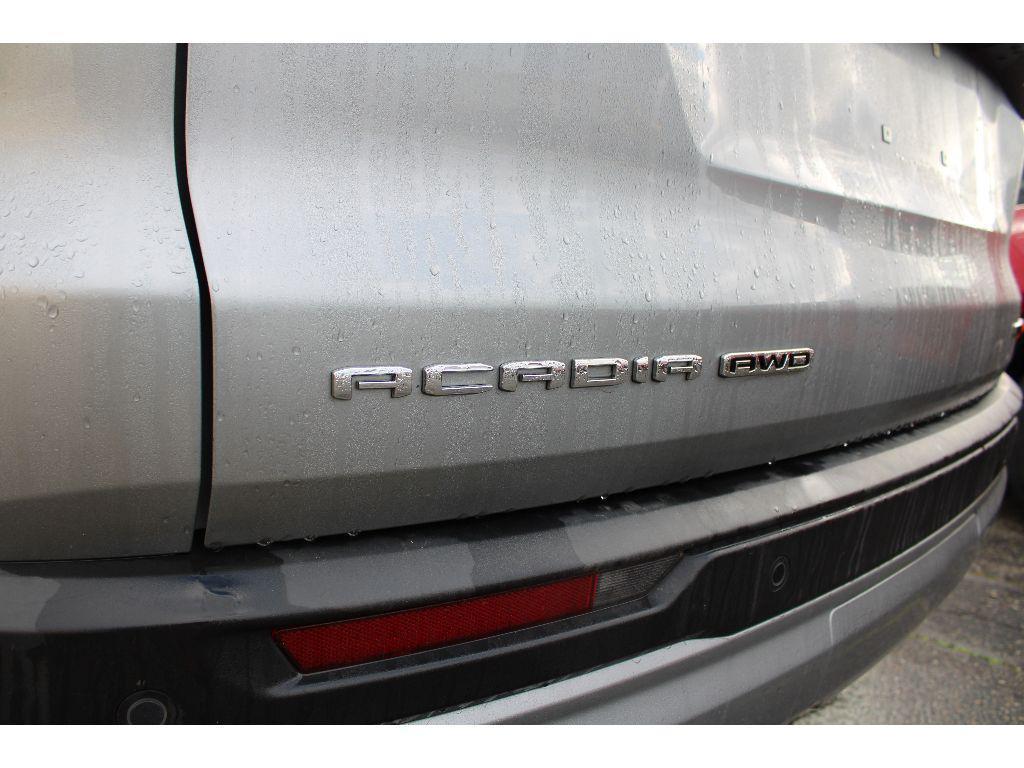 used 2025 GMC Acadia car, priced at $44,999
