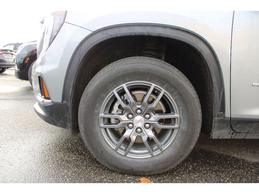 used 2025 GMC Acadia car, priced at $44,999