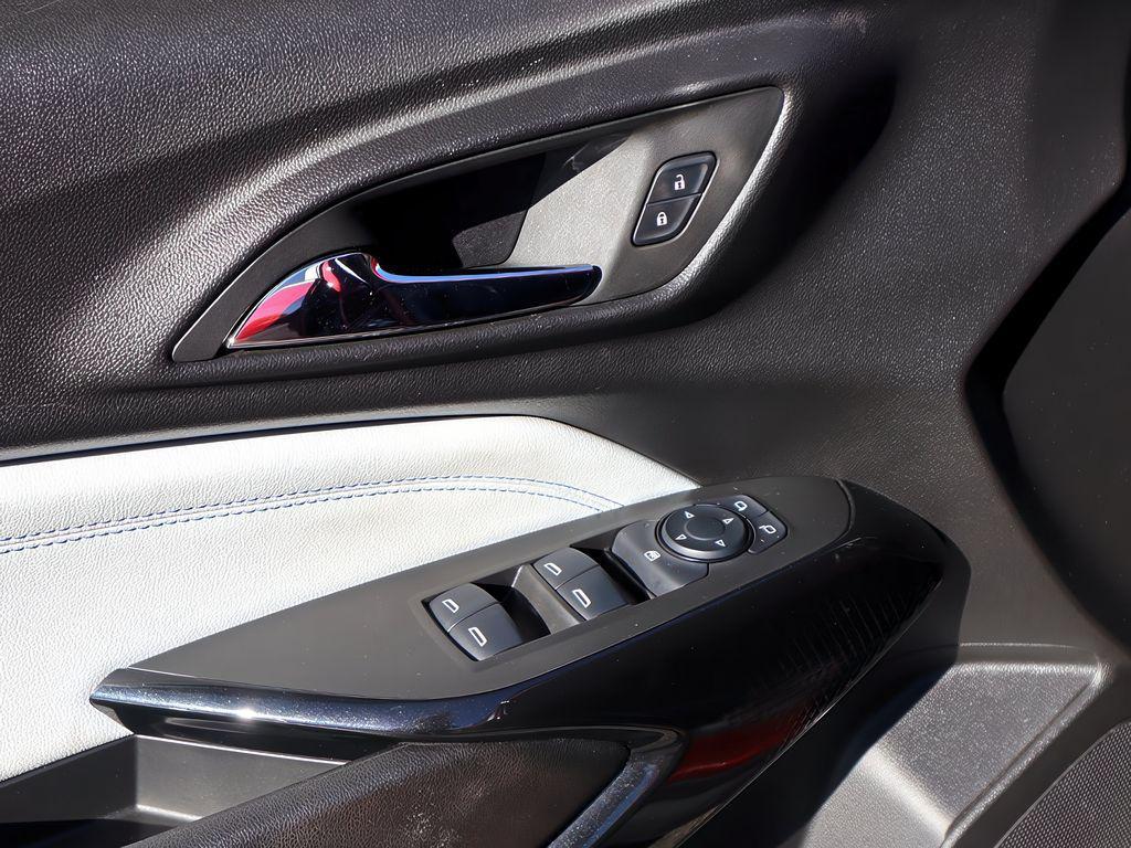 used 2025 Chevrolet Trax car, priced at $20,999