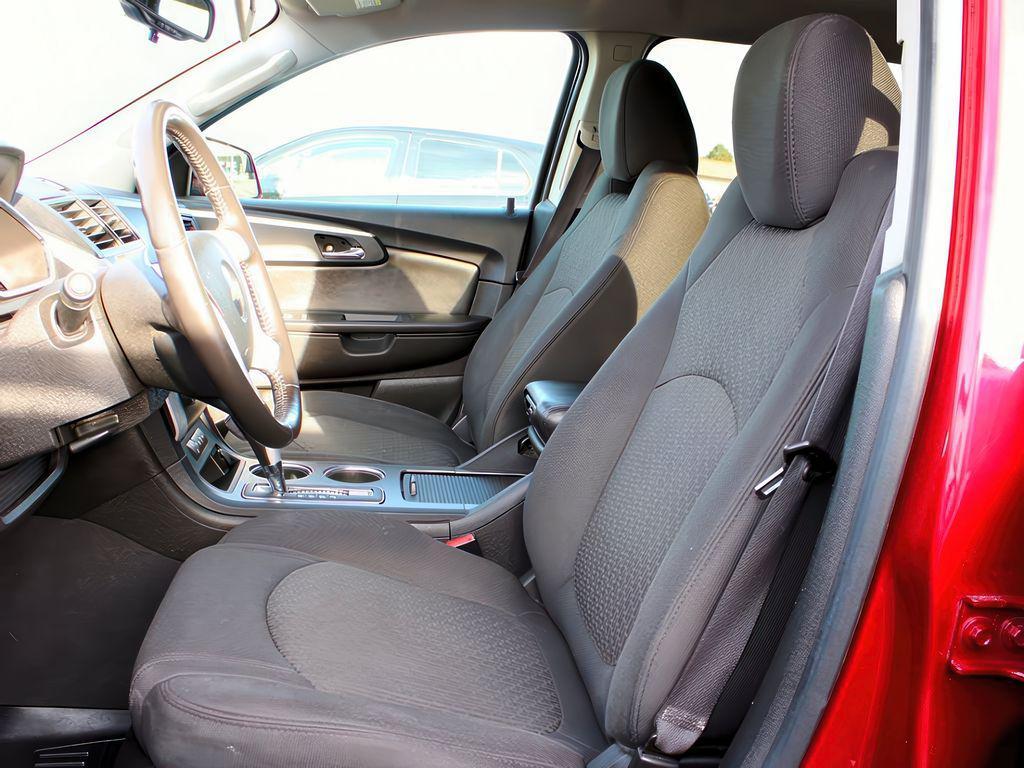 used 2010 Chevrolet Traverse car, priced at $4,499