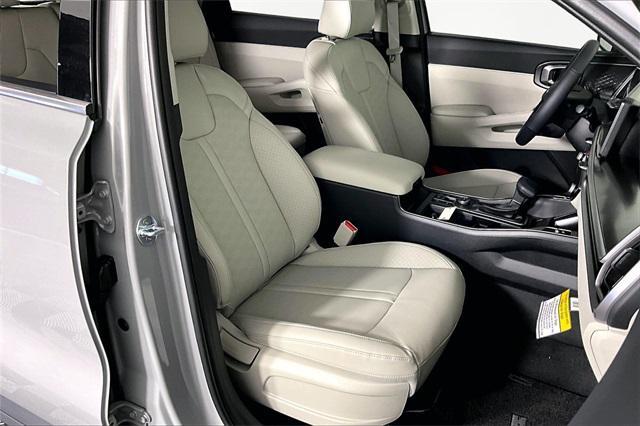 new 2026 Kia Sorento car, priced at $34,992