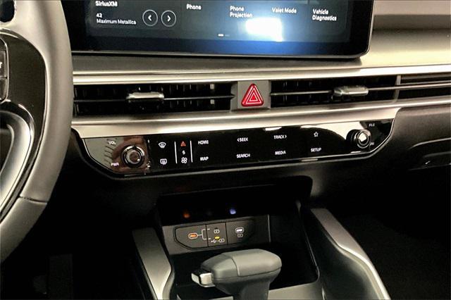 new 2026 Kia Sorento car, priced at $30,033