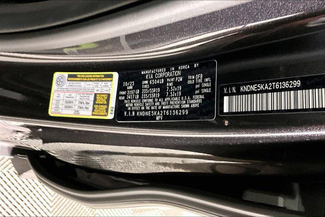 new 2026 Kia Carnival Hybrid car, priced at $52,231