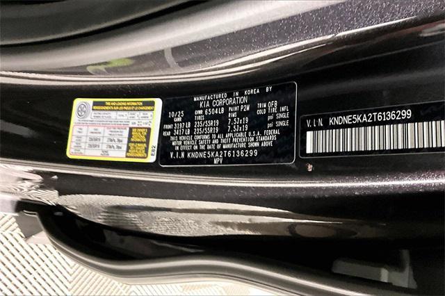 new 2026 Kia Carnival Hybrid car, priced at $55,050