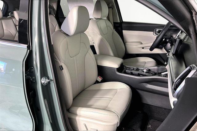 new 2026 Kia Sorento Hybrid car, priced at $37,600