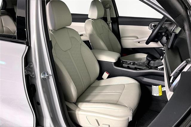 new 2026 Kia Sorento car, priced at $40,027