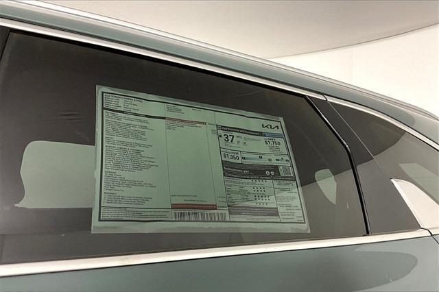 new 2026 Kia Sorento Hybrid car, priced at $38,430