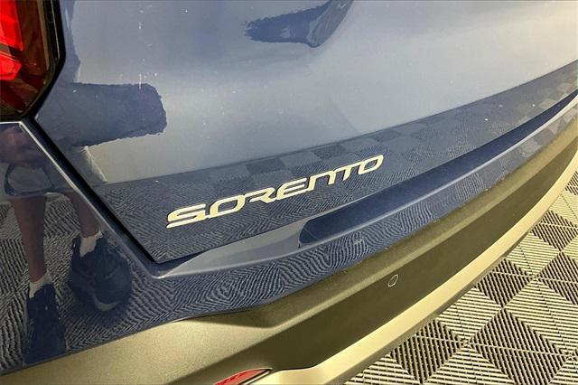 used 2025 Kia Sorento car, priced at $34,995