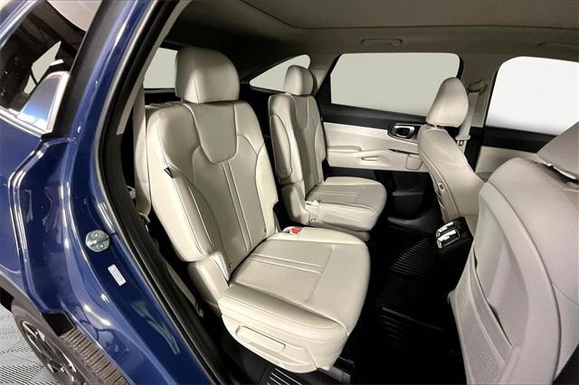 used 2025 Kia Sorento car, priced at $34,995