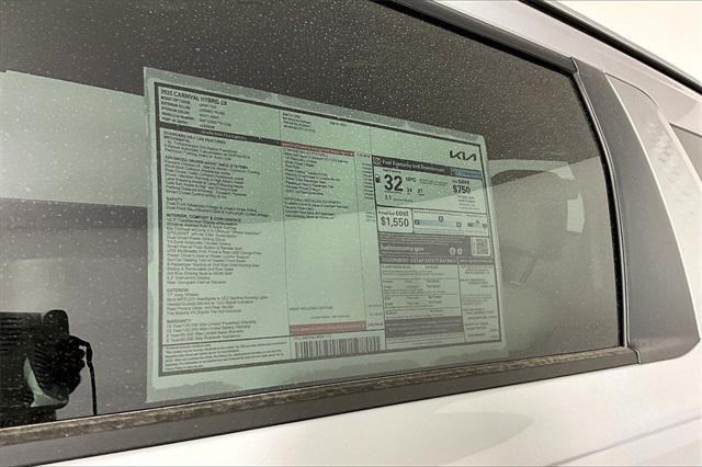 new 2026 Kia Carnival Hybrid car, priced at $42,430