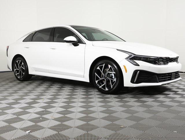 new 2026 Kia K5 car, priced at $35,280