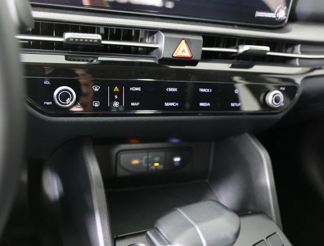 new 2026 Kia Sportage car, priced at $27,308