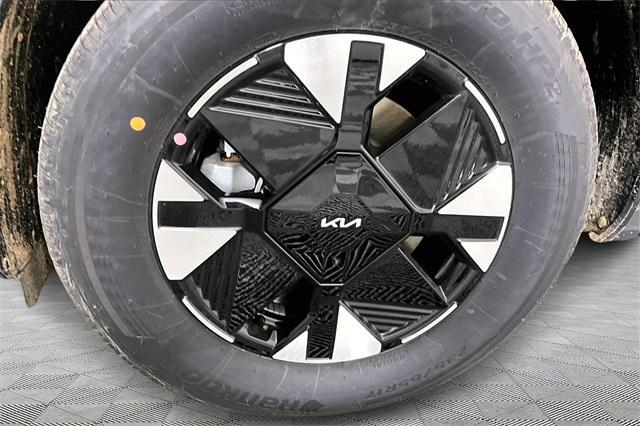 new 2026 Kia Sportage Hybrid car, priced at $28,851