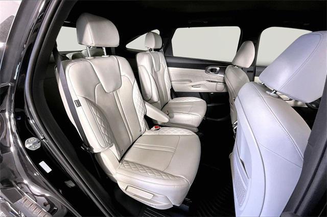new 2026 Kia Sorento Hybrid car, priced at $45,900