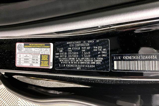 new 2026 Kia Carnival Hybrid car, priced at $53,080