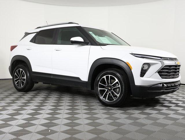 used 2025 Chevrolet TrailBlazer car, priced at $21,995