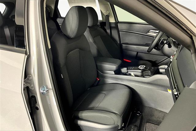 new 2026 Kia Sportage car, priced at $30,927