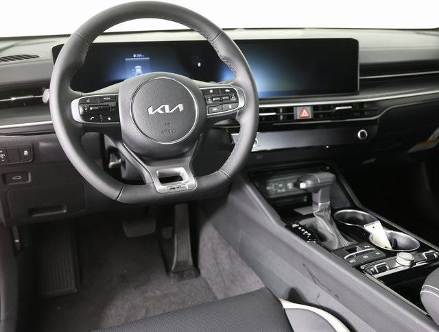 new 2026 Kia K5 car, priced at $29,070