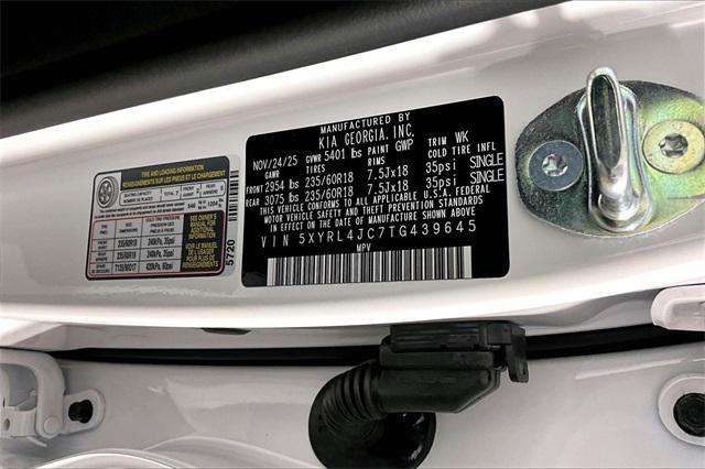 new 2026 Kia Sorento car, priced at $33,763