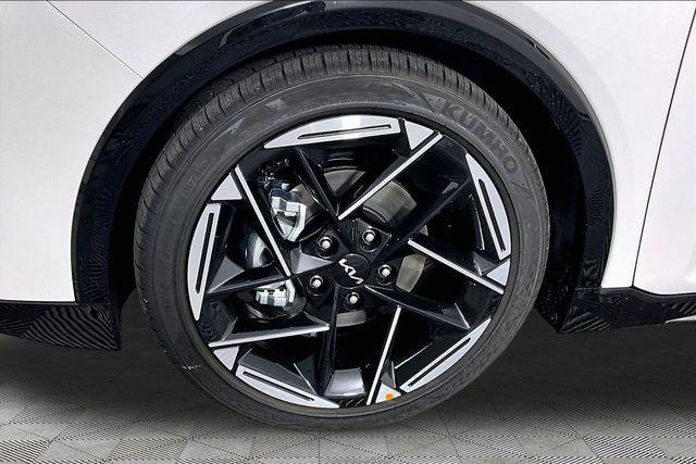 new 2026 Kia K4 car, priced at $27,943