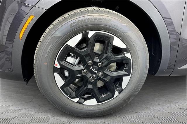 new 2026 Kia Sorento car, priced at $33,695
