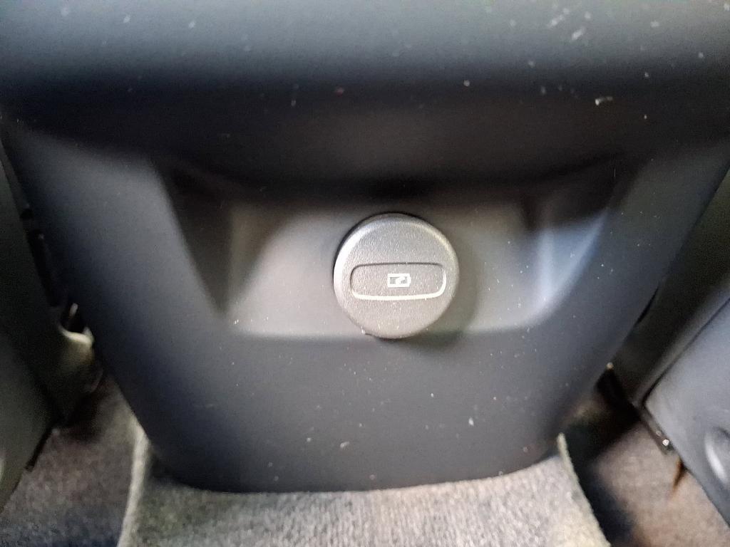 used 2023 Volvo XC90 car, priced at $40,593