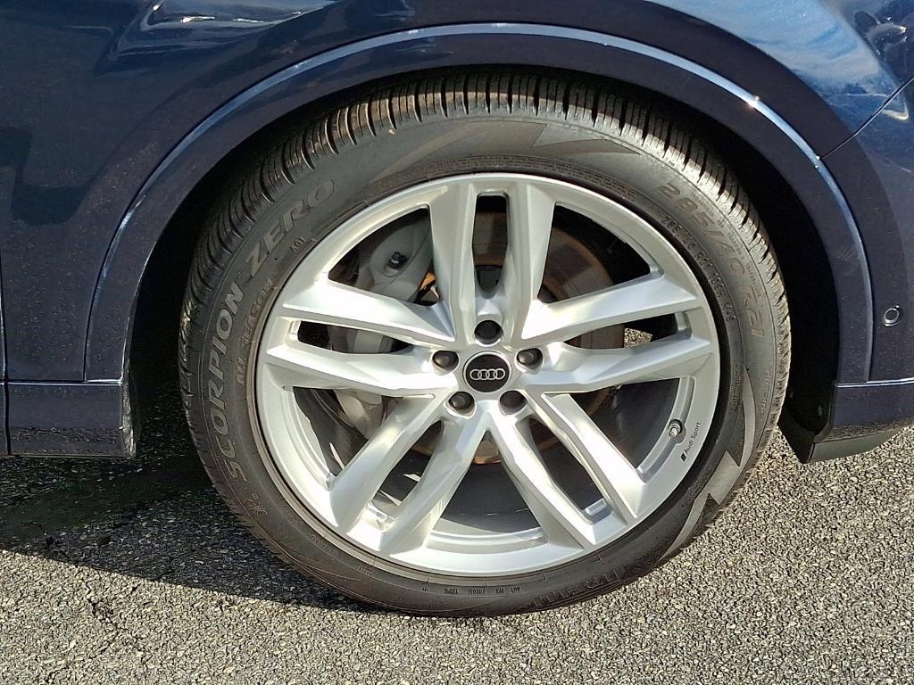 used 2025 Audi Q7 car, priced at $79,993
