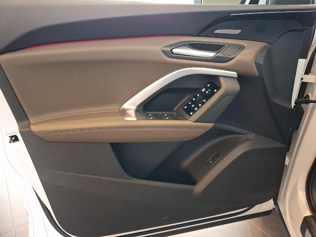 new 2025 Audi Q5 car, priced at $62,080