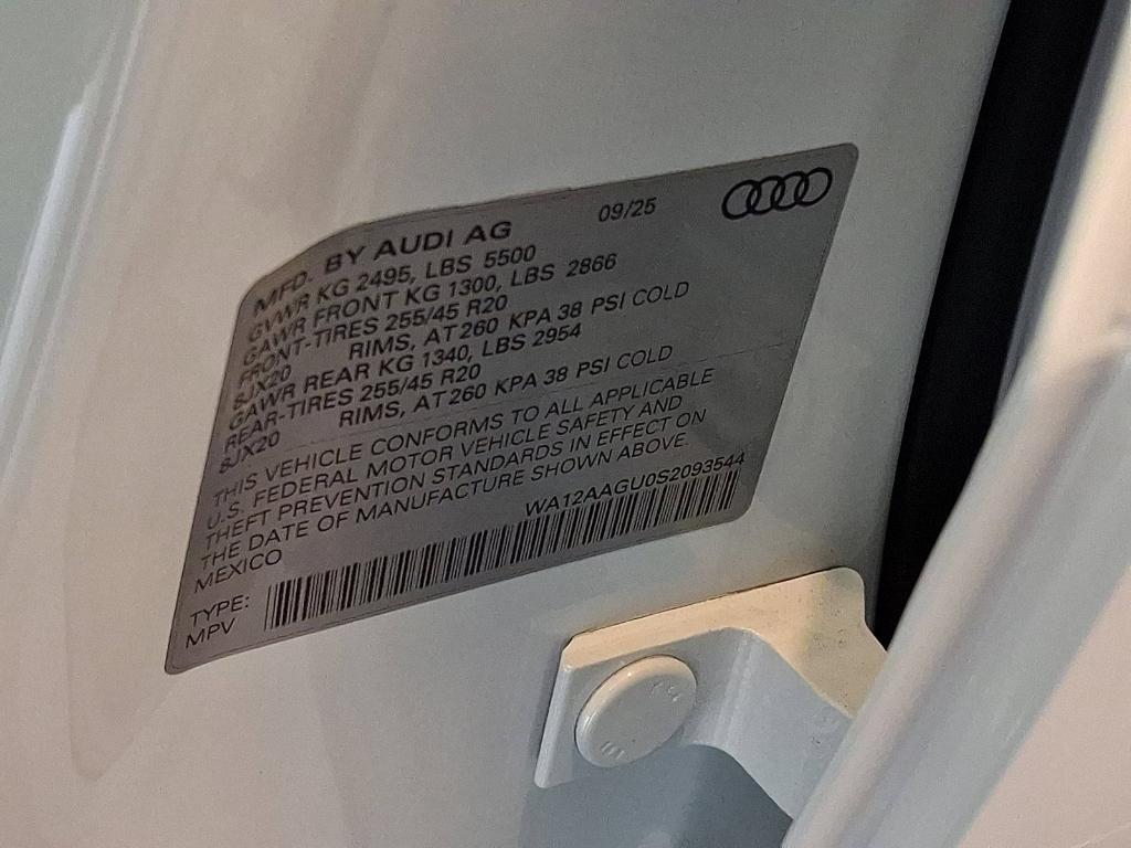 new 2025 Audi Q5 car, priced at $62,080