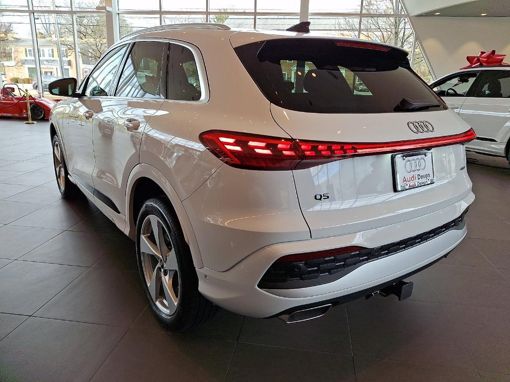new 2025 Audi Q5 car, priced at $62,080