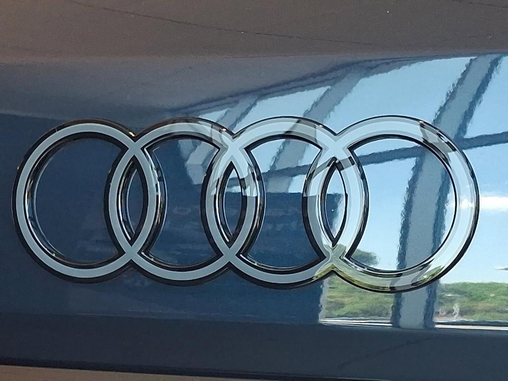 new 2026 Audi Q7 car, priced at $66,595