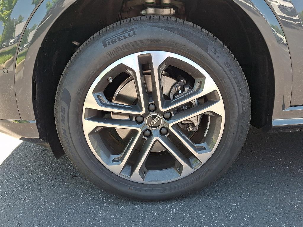 used 2025 Audi Q5 car, priced at $50,993