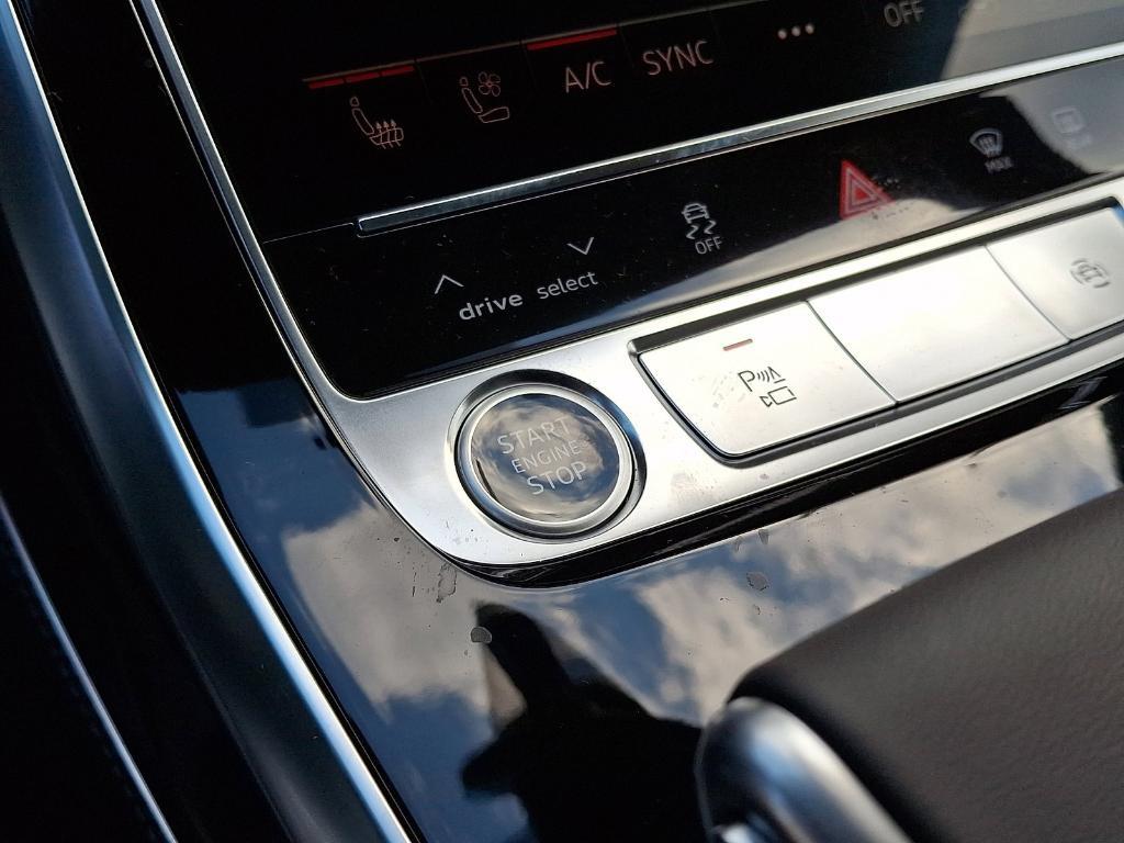 new 2026 Audi Q7 car, priced at $78,295